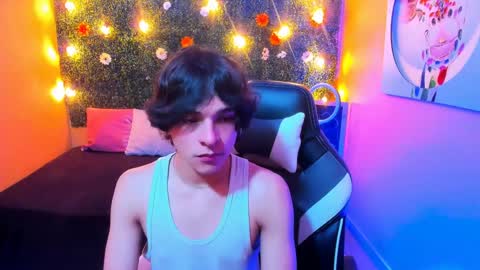 Snapshot of luke_howland chatting on 01/20/25, 08:07 Luke online show from 01/20/25, 08:07