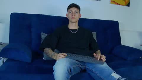 Luke online show from 10/12/25, 04:44