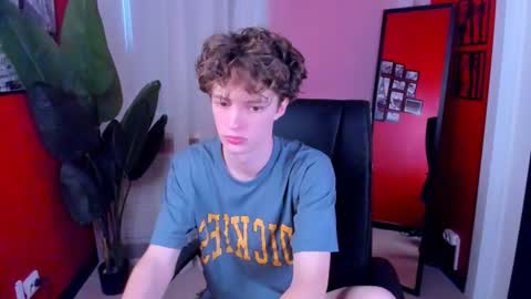 Snapshot of luke_sweet chatting on 06/22/26, 12:02 Luke online show from 06/22/26, 12:02