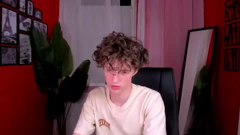 Snapshot of luke_sweet chatting on 07/22/26, 02:42 Luke online show from 07/22/26, 02:42