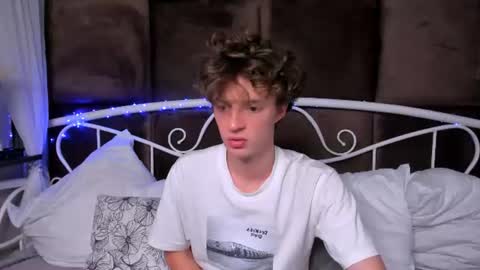 Snapshot of luke_sweet chatting on 07/23/26, 02:37 Luke online show from 07/23/26, 02:37