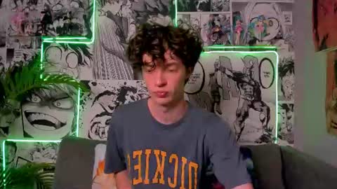 Snapshot of luke_sweet chatting on 07/27/26, 04:14 Luke online show from 07/27/26, 04:14