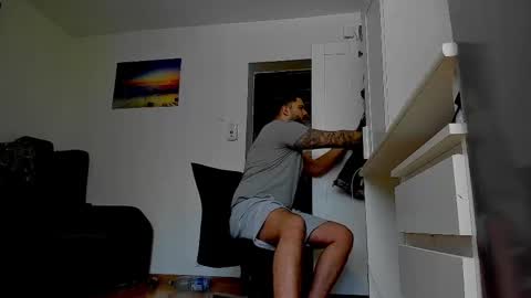 Luke online show from 02/25/25, 07:42