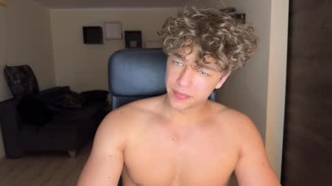 lukedesirable online show from 05/25/26, 09:10