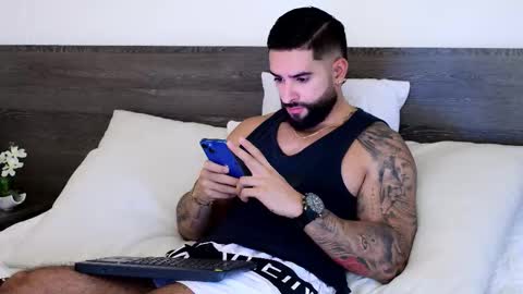 Lukhas f4f online show from 10/11/25, 09:35