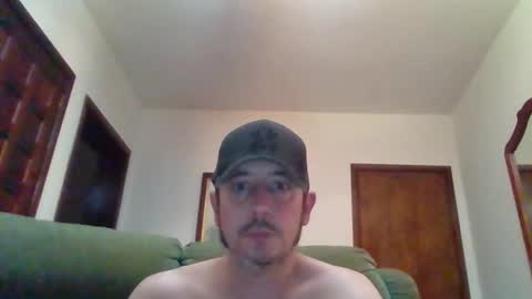 Snapshot of lukz88bigcock chatting on 12/14/24, 03:29 Luke online show from 12/14/24, 03:29