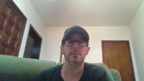 Snapshot of lukz88bigcock chatting on 01/31/25, 12:28 Luke online show from 01/31/25, 12:28