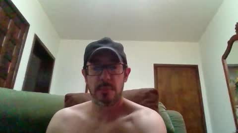 Luke online show from 10/16/25, 01:17