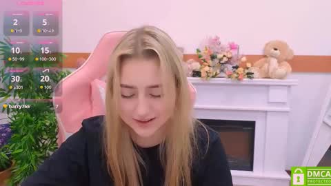 Lily online show from 11/17/25, 06:41