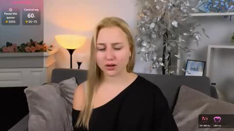 Lily online show from 12/16/25, 09:53