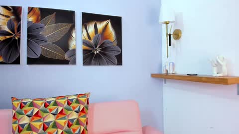 Snapshot of lulu__cute chatting on 10/08/25, 09:56 LuLu online show from 10/08/25, 09:56