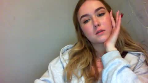 Lulu Baby18 online show from 02/02/25, 07:46