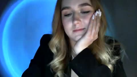 Lulu Baby18 online show from 02/05/25, 10:33