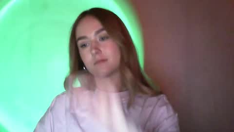 Lulu Baby18 online show from 02/11/25, 06:55