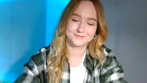 Lulu Baby18 online show from 03/07/25, 04:44