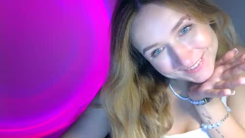 Lulu Baby18 online show from 09/08/25, 07:35