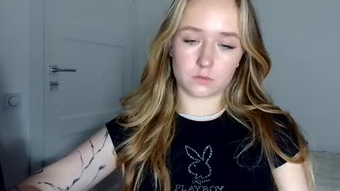 Lulu Baby18 online show from 05/18/26, 06:58