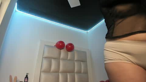 elizabeth online show from 05/24/26, 12:54