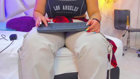 lulu online show from 01/12/25, 12:33