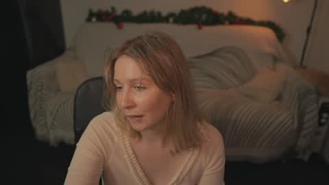 lulu_lovett online show from 01/09/25, 01:02