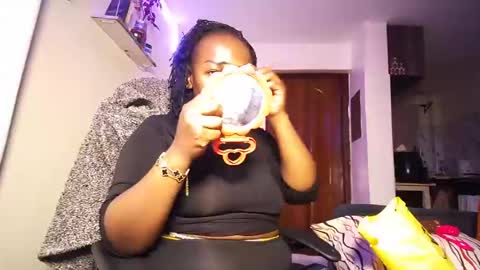 lulu_sparks1 online show from 07/19/26, 05:11