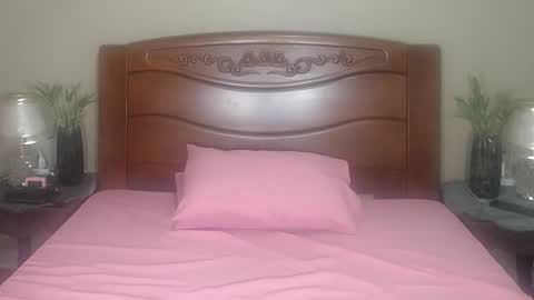 Snapshot of lulu_wild chatting on 10/29/25, 11:34 lulu_wild online show from 10/29/25, 11:34