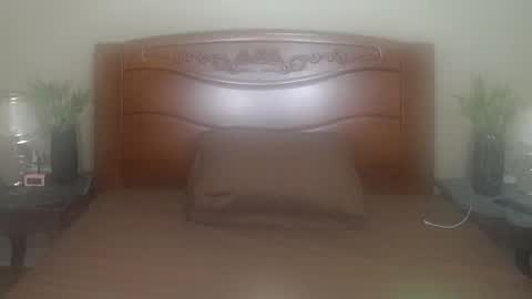 Snapshot of lulu_wild chatting on 11/12/25, 10:26 lulu_wild online show from 11/12/25, 10:26