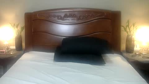 Snapshot of lulu_wild chatting on 11/20/25, 10:59 lulu_wild online show from 11/20/25, 10:59