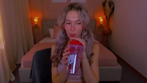 Alise online show from 07/19/26, 12:31