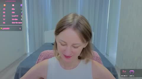 Lily online show from 09/10/25, 10:26