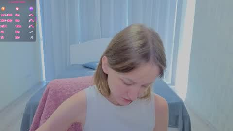 Lily online show from 09/11/25, 09:53
