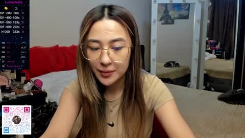 luluu_l online show from 01/08/25, 08:29