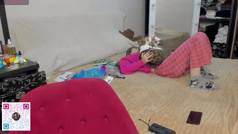 luluu_l online show from 01/21/25, 11:13