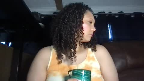 Snapshot of luluvalenttine chatting on 03/14/26, 11:32 LuLu Valenttine Hot Sexy HawaiianCape Verde online show from 03/14/26, 11:32
