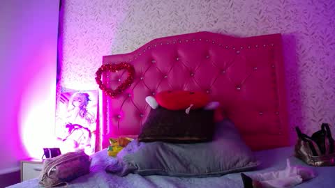 Luly online show from 09/17/25, 04:14