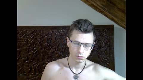 Andrew independent model 2000-0000 CET daily online show from 02/12/26, 09:21