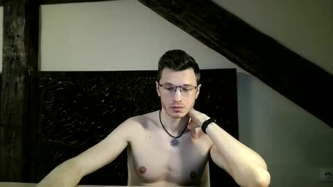 Andrew independent model 2000-0000 CET daily online show from 04/15/26, 09:04