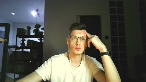Andrew independent model 2000-0000 CET daily online show from 07/20/26, 09:50