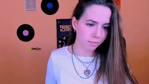 Sweet Lumi online show from 07/10/26, 07:45