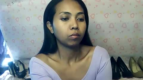 Luna online show from 12/17/25, 06:19