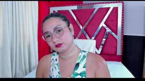 Snapshot of luna021_1 chatting on 10/06/25, 07:44 Luna online show from 10/06/25, 07:44