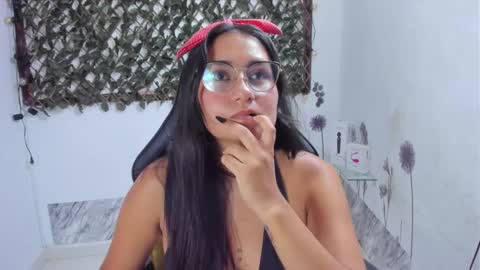 Snapshot of luna021_1 chatting on 10/13/25, 07:14 Luna online show from 10/13/25, 07:14