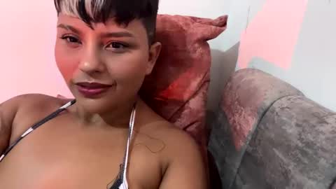 Luna online show from 02/24/25, 04:16