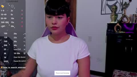 Snapshot of luna__cute chatting on 10/07/25, 10:18 Luna online show from 10/07/25, 10:18