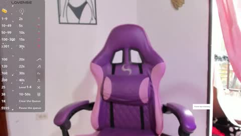 Luna online show from 11/24/25, 04:40