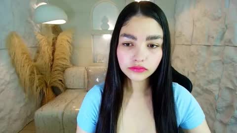 Luna online show from 10/21/25, 12:39