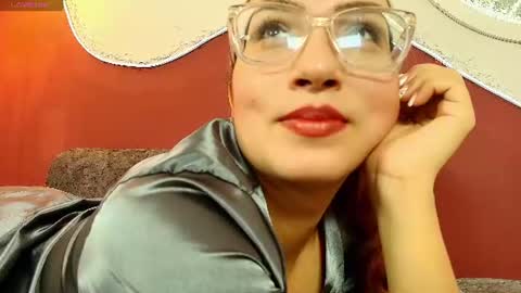 luna__velvet online show from 06/12/26, 02:16