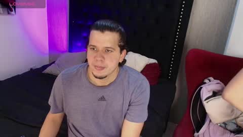 Snapshot of luna_and_titan chatting on 11/24/25, 01:00 Luna And Titan online show from 11/24/25, 01:00