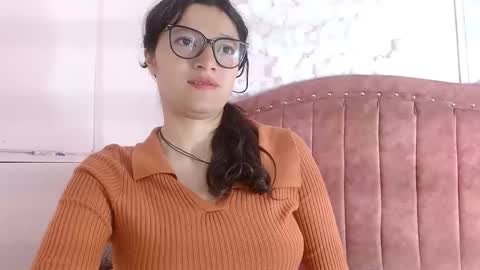 Snapshot of luna_azul_15 chatting on 01/23/25, 05:31 dalia online show from 01/23/25, 05:31