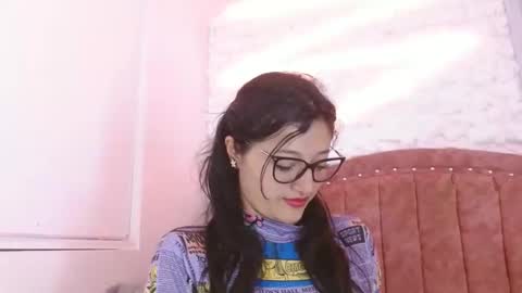 Snapshot of luna_azul_15 chatting on 01/30/25, 01:31 dalia online show from 01/30/25, 01:31